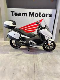Honda Integra 750