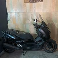 YAMAHA X-Max 300 - Iron Max ABS 2019