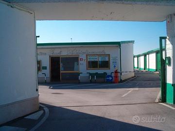 Locali e box dai 18 ai 400 mq custoditi e vigilati
