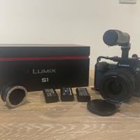 Panasonic Lumix s1 + 24-105 f4 + cage e accessori