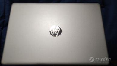 Notebook HP 250 G8 di fine anno 2022