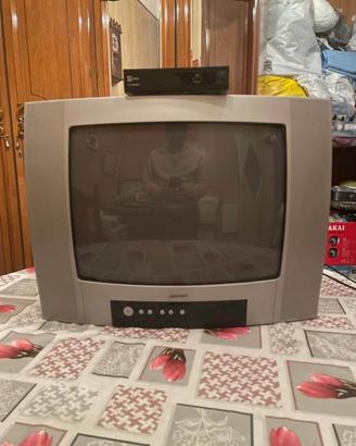 TV Amstrad Tubo Catodico Decoder Digitale