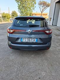 RENAULT MEGANE 2018 AUTOMATICA