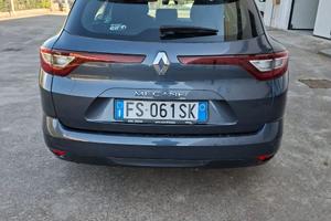 RENAULT MEGANE 2018 AUTOMATICA
