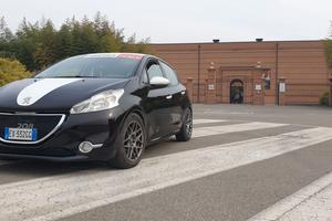 Peugeot 208 1.4 HDI 68CV