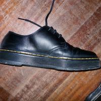 dr Martens nere modello Brooklyn donna