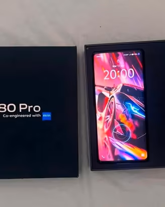 Leggi tutto Vivo X80 PRO