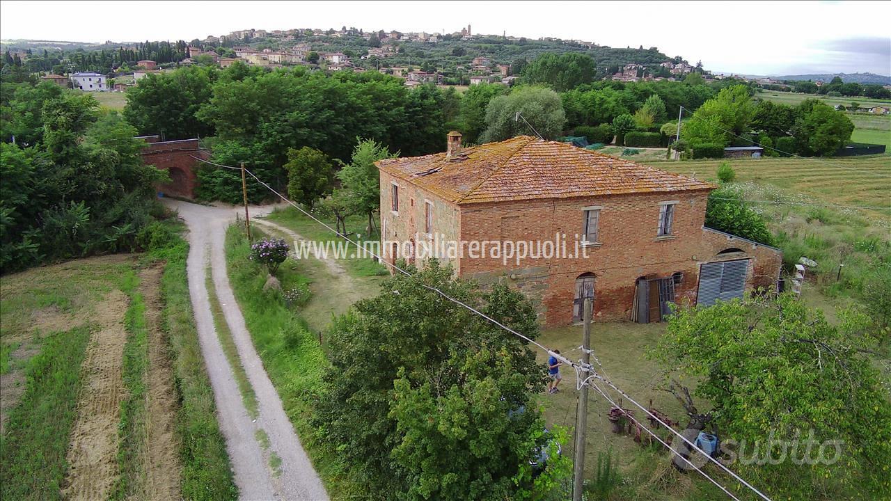 CL14 - Affascinante Casale Rustico da Ristrutturar - Vista 5