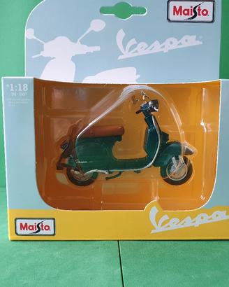 maisto Piaggio Vespa PX 150 catalyst 1:18