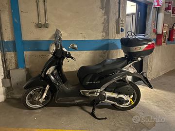 Aprilia Scarabeo 500 - 2010