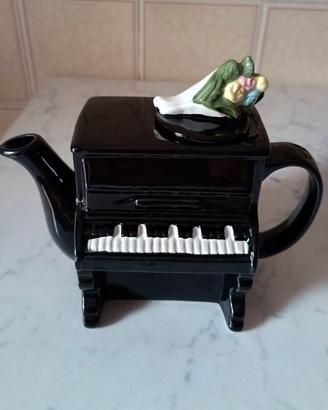 Teiera figurata nuova a forma di pianoforte