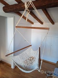 Poltrona-altalena da casa