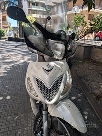 Suzuki sixteen 150