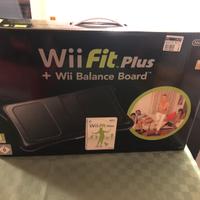 Wii Fit Plus + Wii Balance Board NUOVA