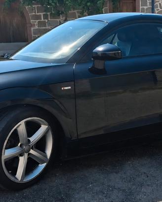 Audi TT 2.0 tdi quattro