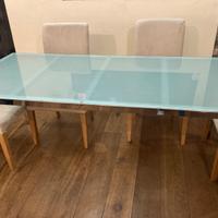 Tavolo cucina con sedie