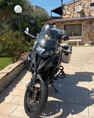 Benelli trk 502 X