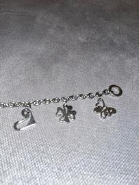 bracciale con ciondoli