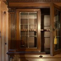 Mobile in noce con ribaltina e due vani