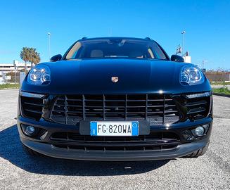 Un auto che unisce anima sportiva e frandw confort