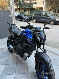 YAMAHA MT-07 guidabile A2 35kw