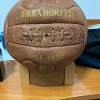 Pallone celebrativo in cuoio Birra Moretti