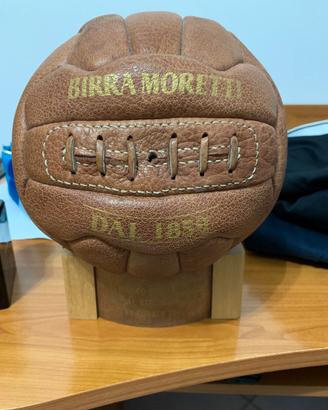 Pallone celebrativo in cuoio Birra Moretti