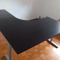 Scrivania angolare nera