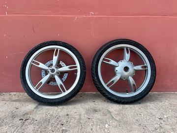 Cerchi scarabeo 50 piaggio