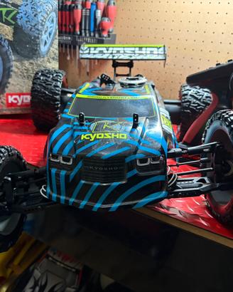 Auto rc a scoppio kyosho inferno neo st 3.0