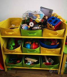 scaffale portagiochi 