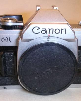 Canon AT-1 reflex analogica