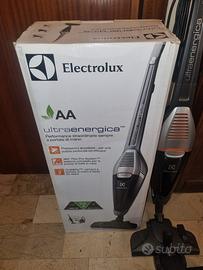 SCOPA ELETTRICA/ASPIRAPOLVERE
