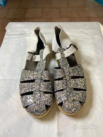 Sandalo basso bianco con brillantini