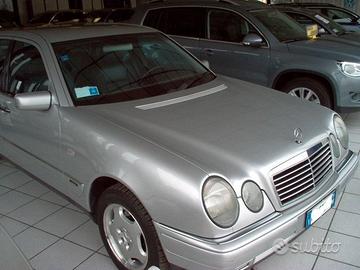 Mercedes-benz E 320 Serie 4Matic