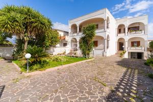 Villa bifamiliare - Surano