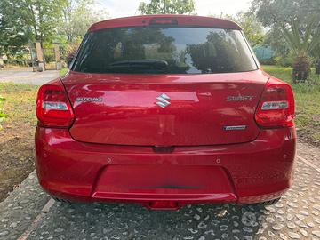 SUZUKI Swift ROSSA 1.2 Hybrid CVT TOP