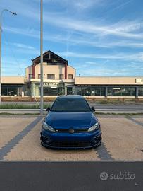 VOLKSWAGEN GOLF 7,5R