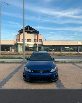 VOLKSWAGEN GOLF 7,5R