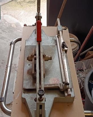 taglierine piastrelle