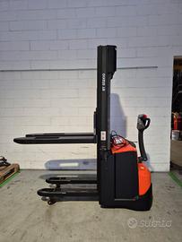 stoccatore TOYOTA SWE140 triplex 4.5m doppio solle