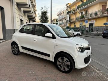 RENAULT TWINGO 1.0 LIMITED CERTIFICAT UNIPROPRIETA