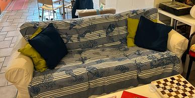 Divano Ikea Ektorp bianco