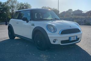 Mini Copper One 2010 1.4 75cv