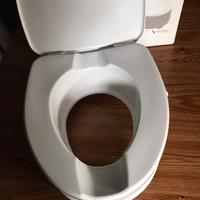 Sedile alza wc per anziani