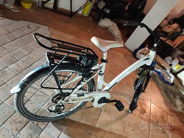 bici elettrica gio