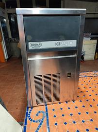 macchina del ghiaccio Brema 22kg/24h cubetto pieno