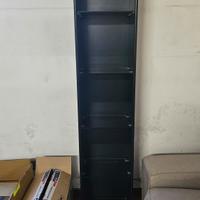 Scaffale/libreria nero