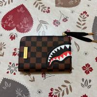 Portafoglio sprayground