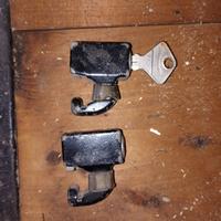 Lucchetti cofani piaggio vespa px bandoni chiave